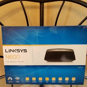New in Box Linksys N600 Dual Band Wi-Fi Router